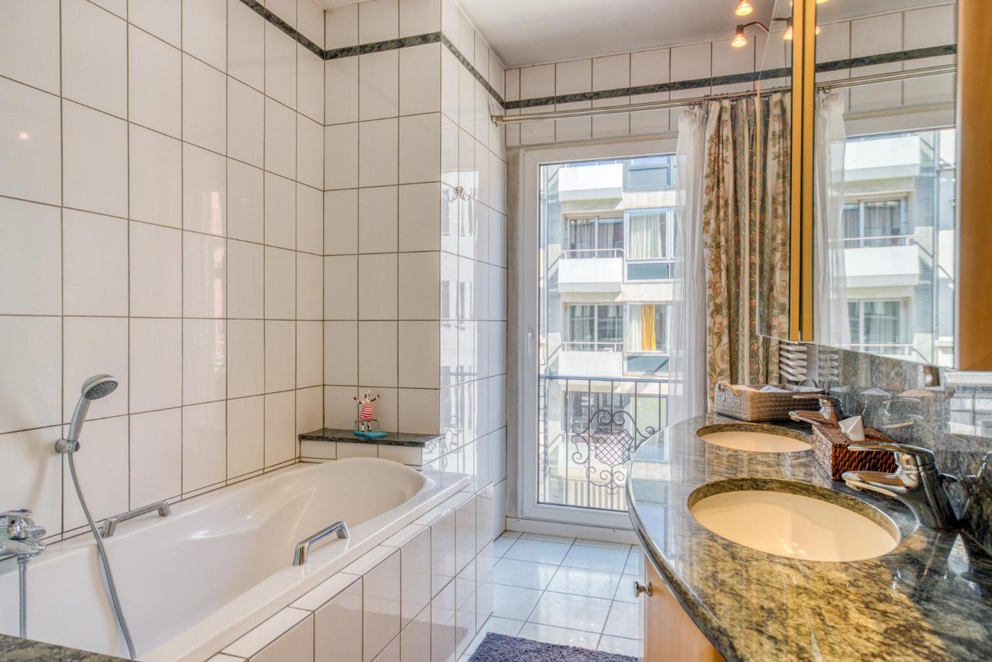 Belle Maison Bourgeoise Partagee De 4 Logements Льеж Экстерьер фото