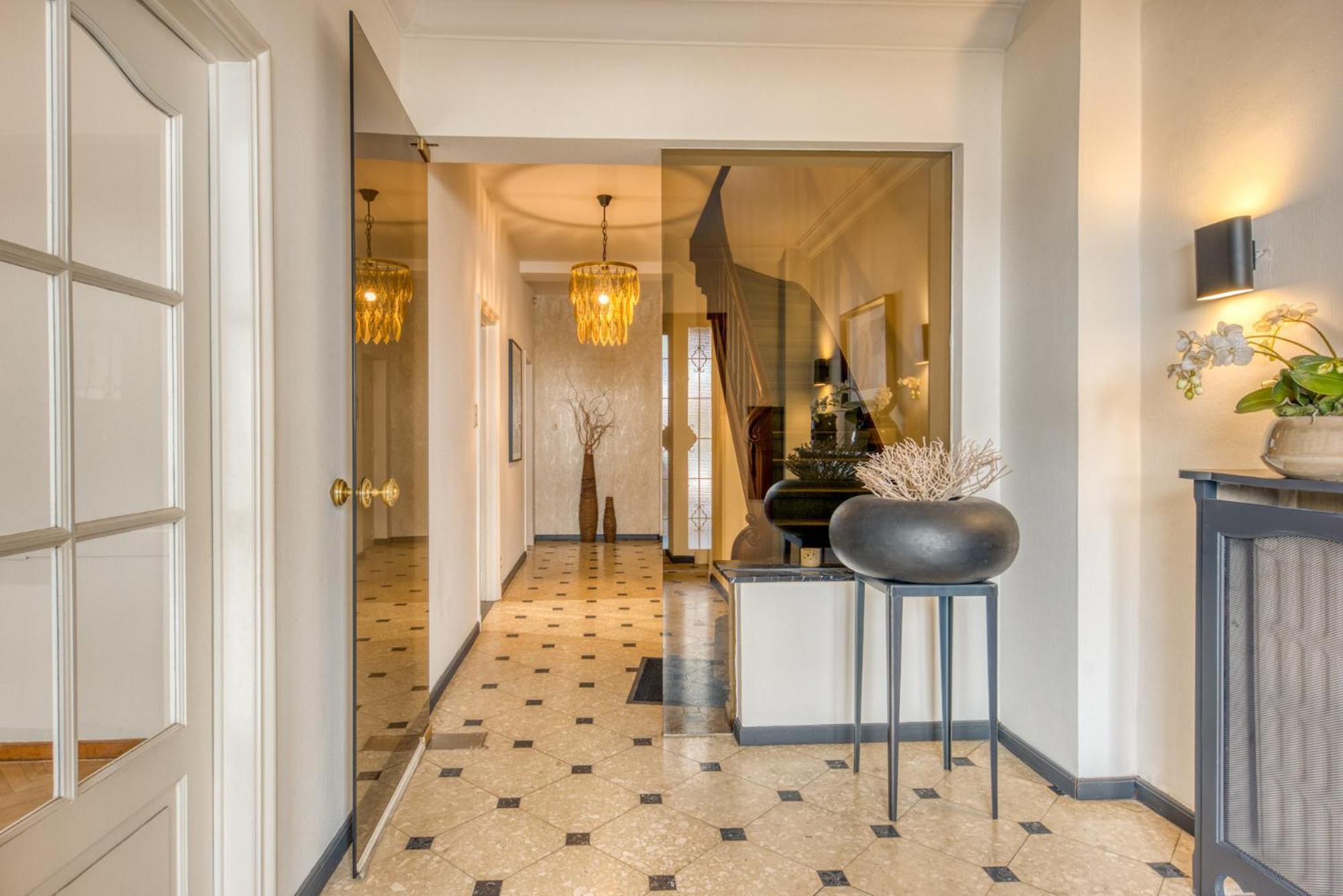 Belle Maison Bourgeoise Partagee De 4 Logements Льеж Экстерьер фото